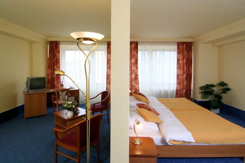 Albion Hotel Prag Zimmer foto